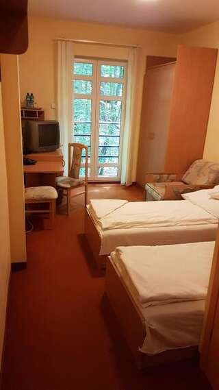 Хостелы hostel leśny Сопот Двухместный номер с 2 отдельными кроватями-8